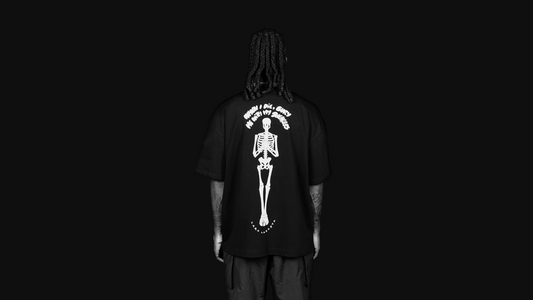 Laro Lagosta x Flowers for Society